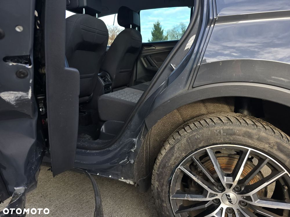 Volkswagen Tiguan - 5