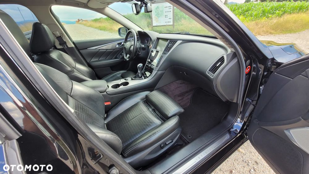 Infiniti Q50 2.2d Sport Sound Studio by Bose - 22