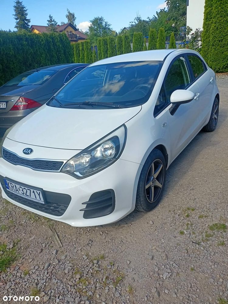 Kia Rio - 2