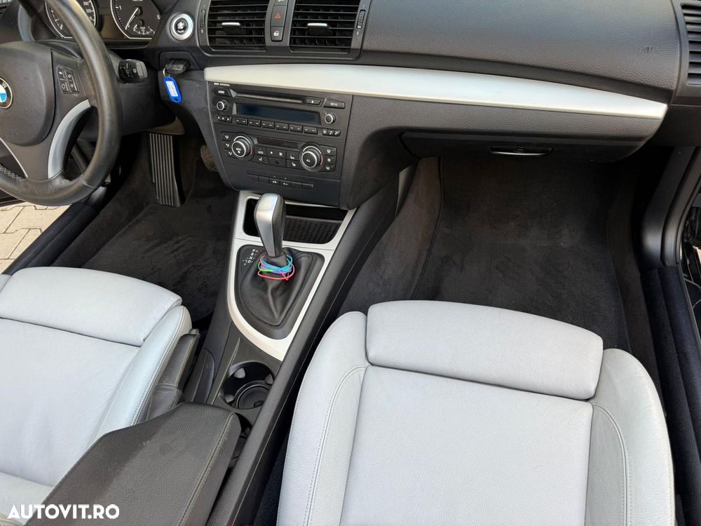 BMW Seria 1 120d Aut. - 22