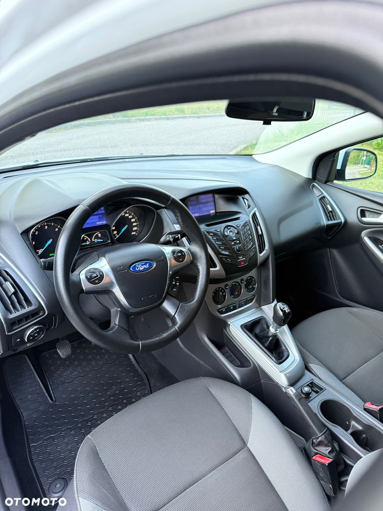 Ford Focus 1.6 TDCi Edition - 11