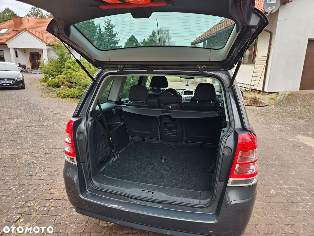Opel Zafira - 18