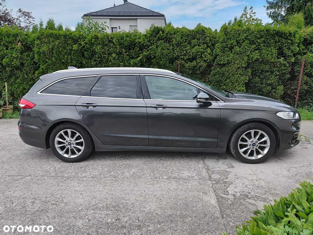 Ford Mondeo - 12