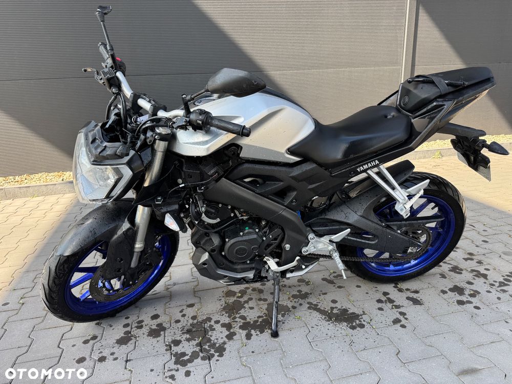 Yamaha MT - 2