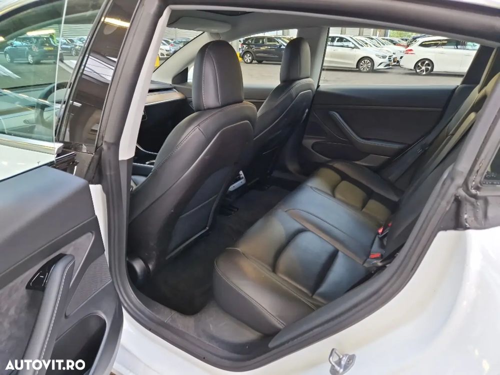 Tesla Model 3 Standard Reichweite Plus Hinterradantrieb - 5