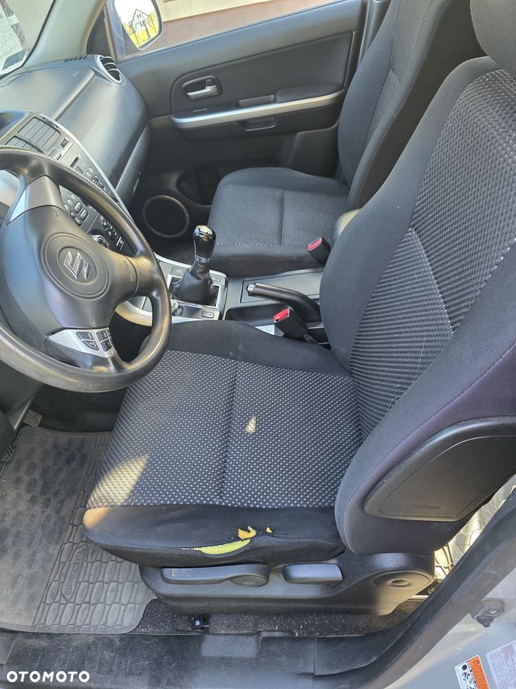 Suzuki Grand Vitara - 5