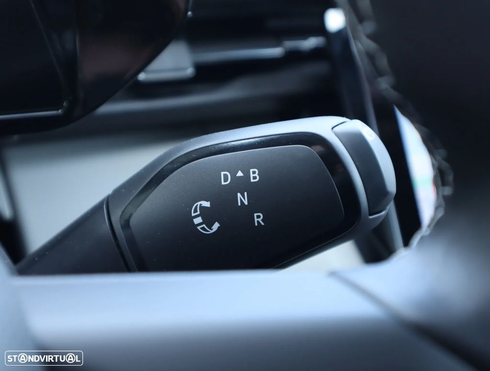 Ford Explorer 79 kWh Premium AWD - 44