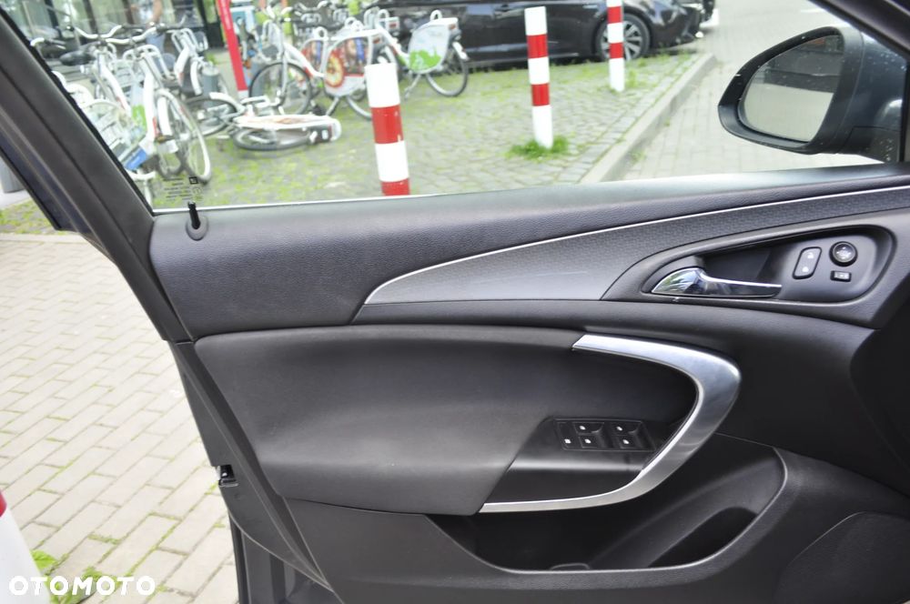 Opel Insignia - 14
