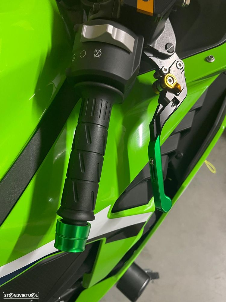 Kawasaki ZX 4RR - 20