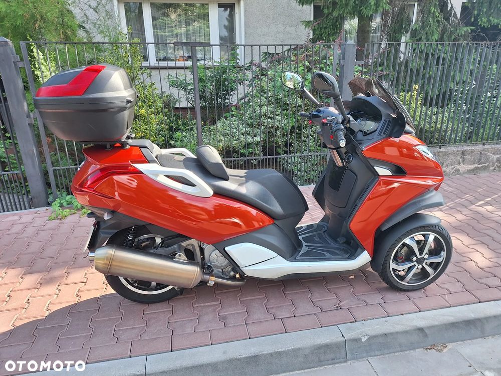 Peugeot Metropolis - 5