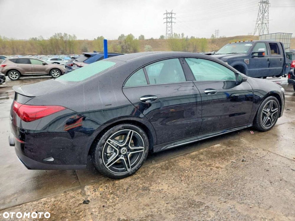Mercedes-Benz CLA - 2