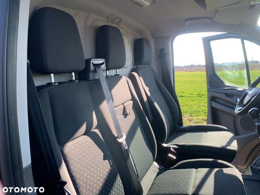 Ford Transit Custom - 27