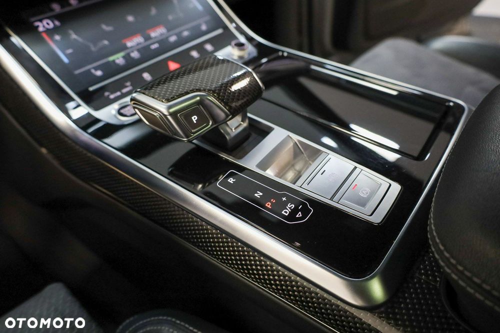 Audi Q8 - 25