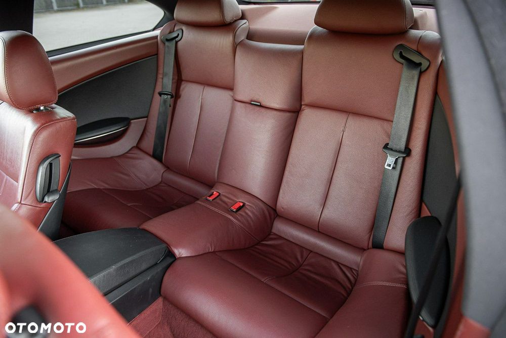 BMW Seria 6 630 i - 7