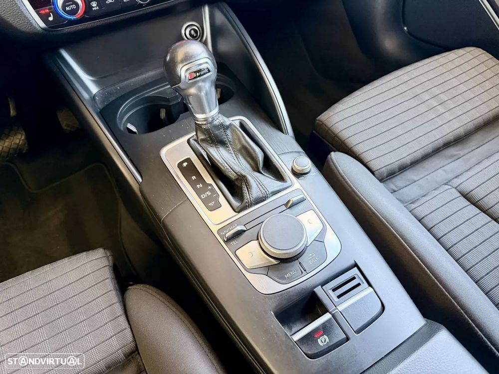 Audi A3 Sportback 2.0 TDI S tronic S line Sport Pack - 21
