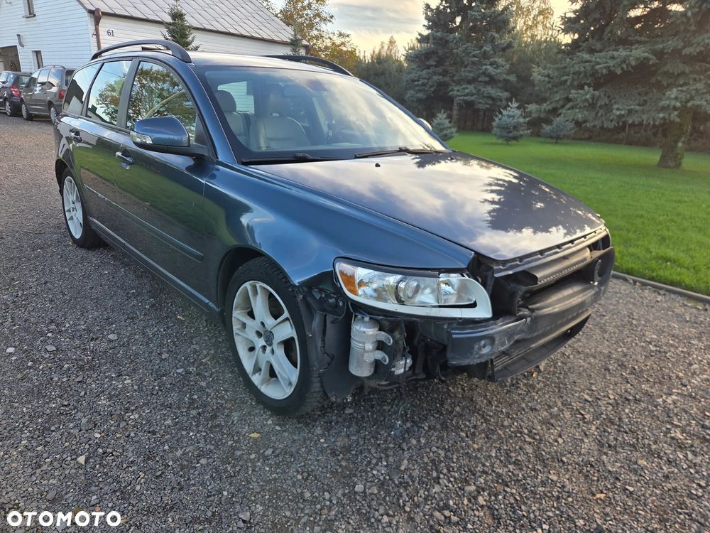 Volvo V50 2010 photo 4