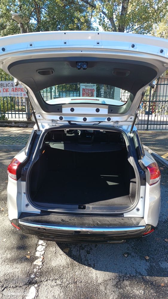 Renault Clio Sport Tourer 0.9 TCE Confort - 12