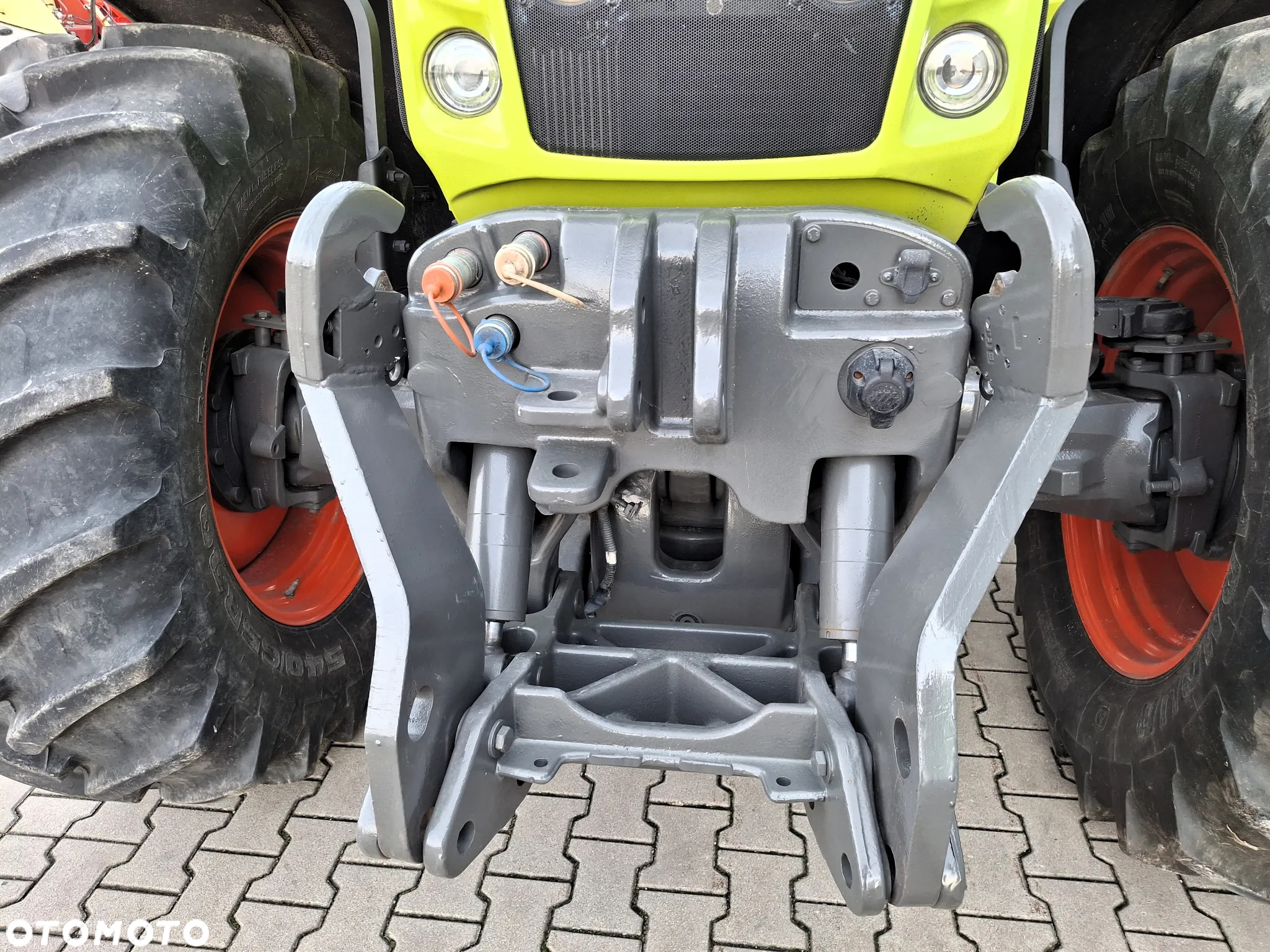 Claas 175 tys netto Axion 840 CEBIS - 9