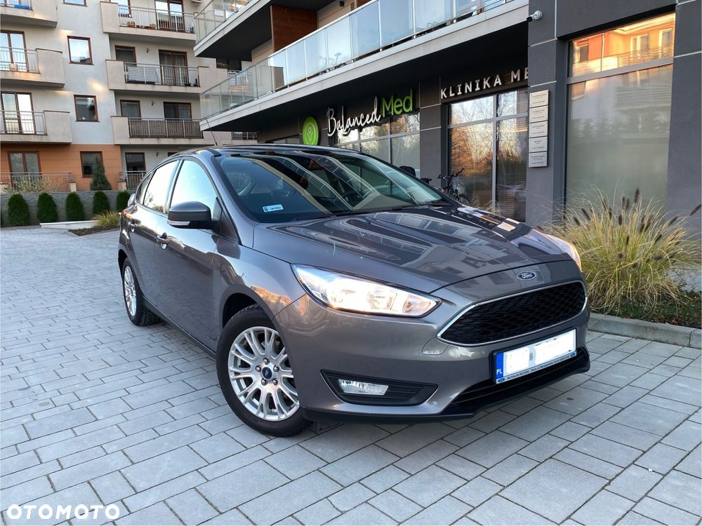 Ford Focus 1.6 Trend - 9