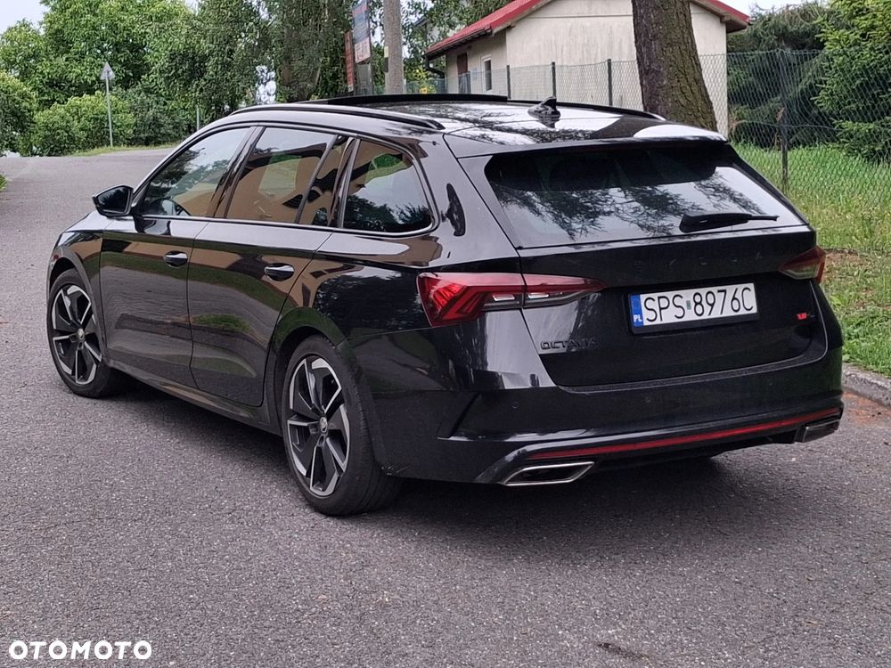 Skoda Octavia 2.0 TDI DSG RS - 3
