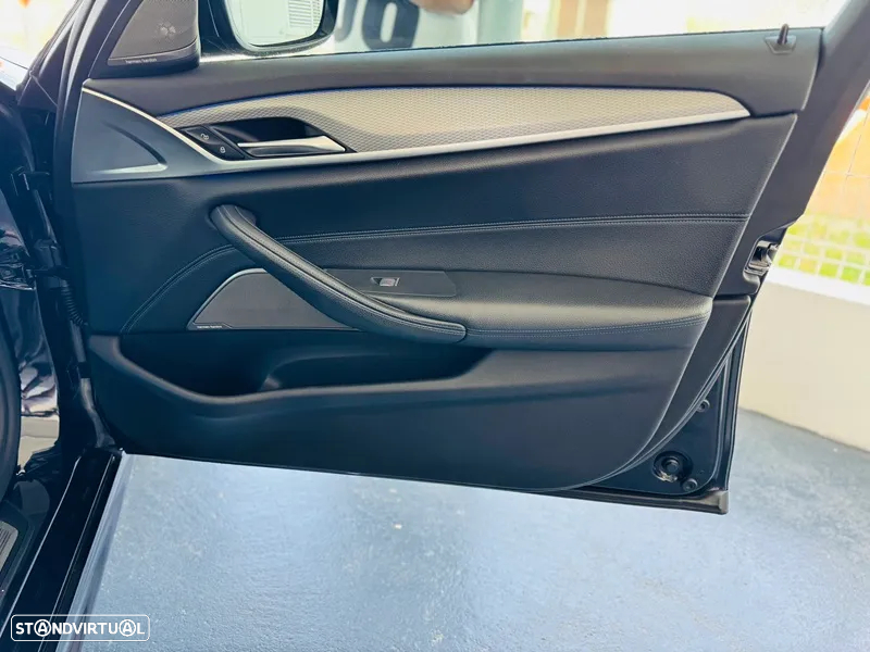 BMW 530 e iPerformance Pack M - 34