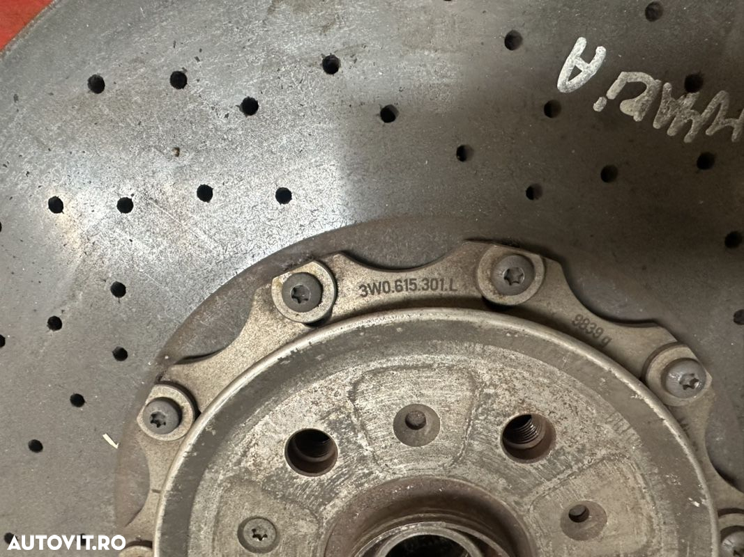 Discuri ceramica si etrieri fata sau spate AUDI RS6 An 2010 cod 3W0615301L 3W0615302D 4E0615601T 4E0615602G - 9