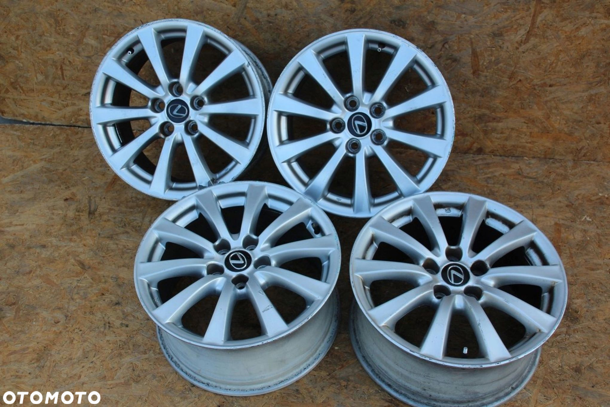 Alufelgi Felgi LEXUS TOYOTA 17" 8j 5x114.3 et45 is200 is300 IS GS - 2
