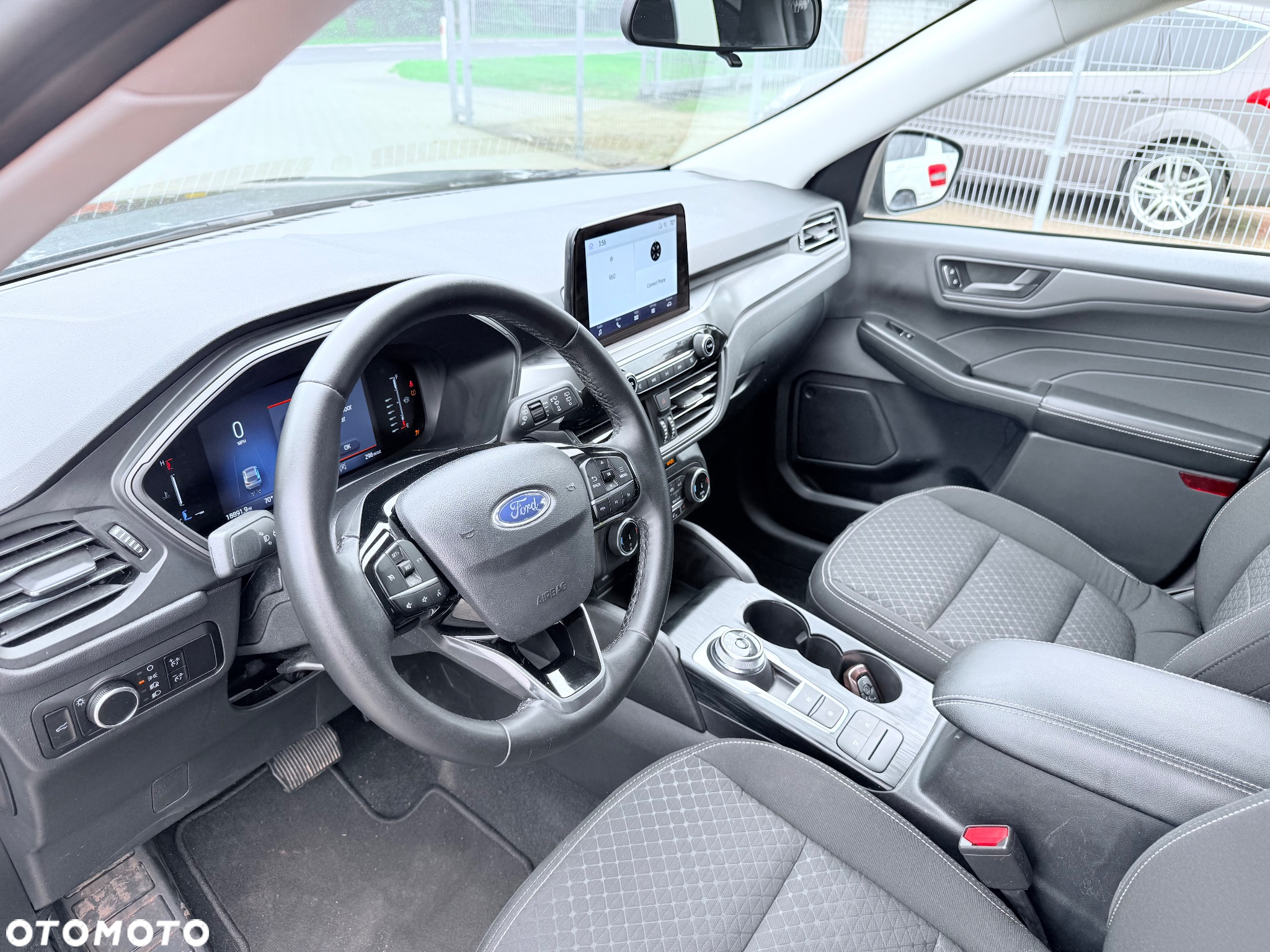 Ford Kuga - 22