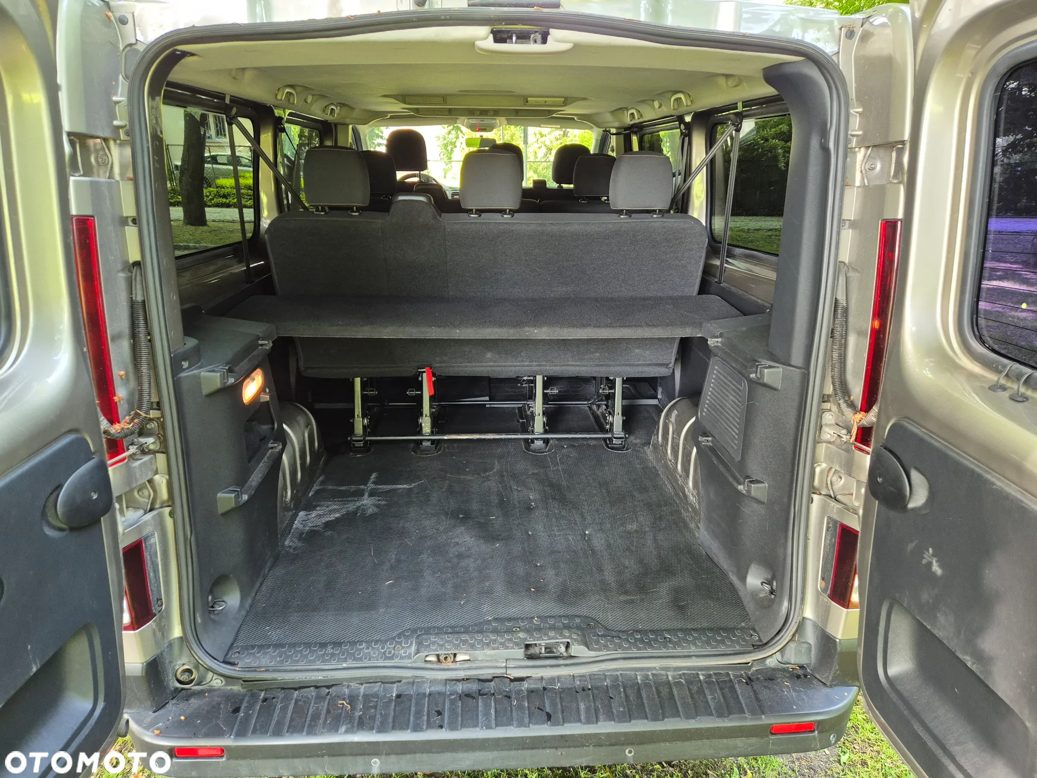 Renault Trafic - 11