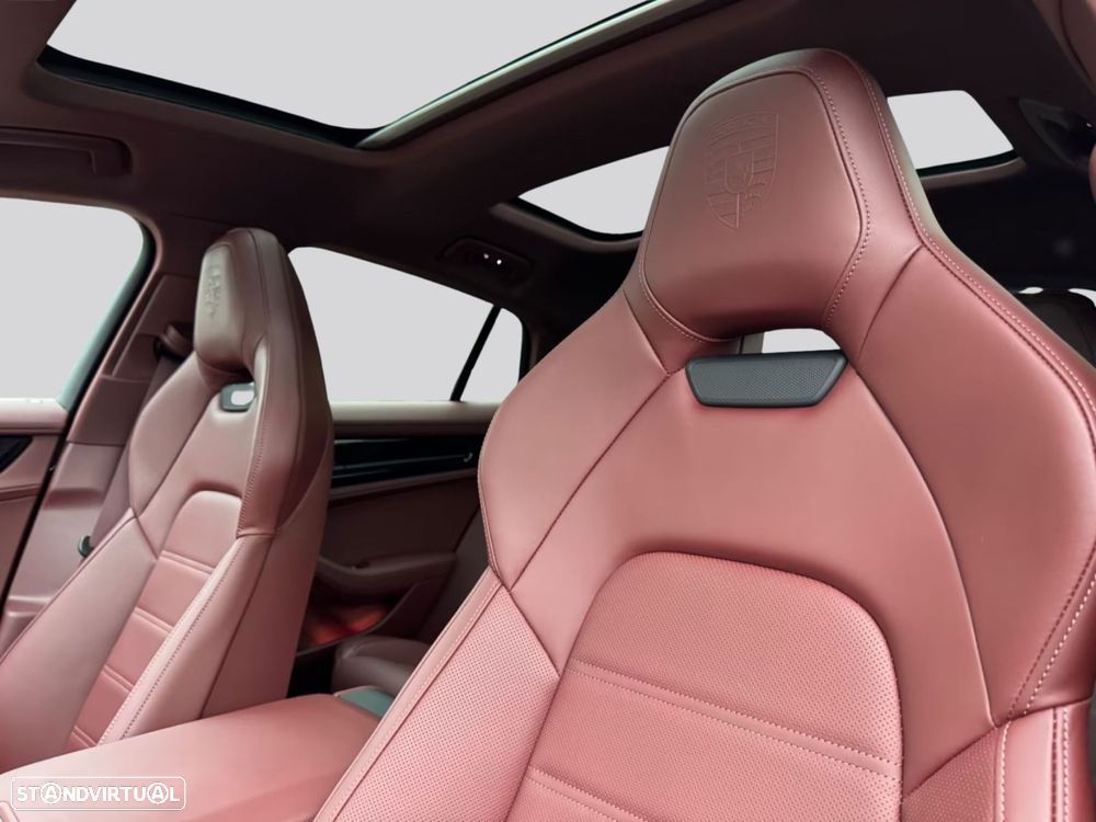 Porsche Panamera - 16