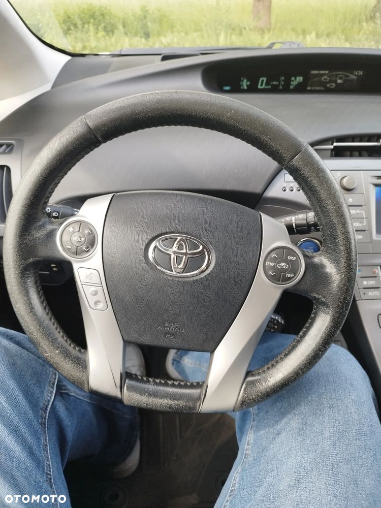 Toyota Prius 1.8 HSD Active - 29