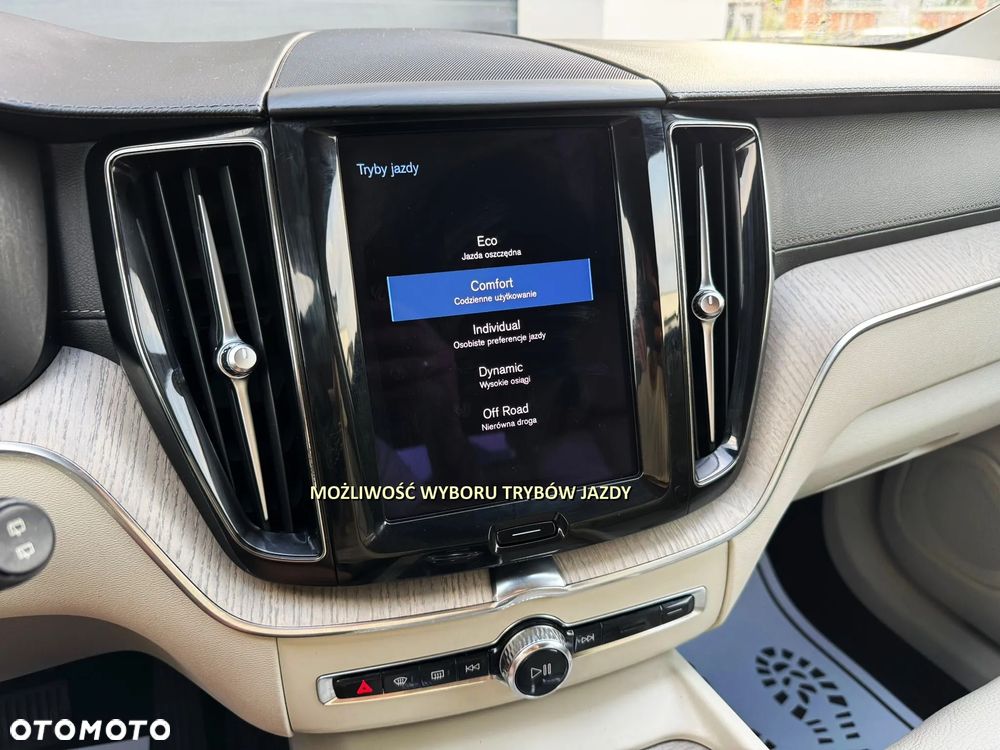 Volvo XC 60 B4 D AWD Geartronic Inscription - 24
