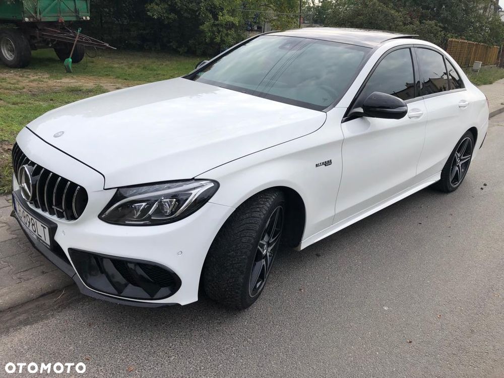 Mercedes-Benz Klasa C AMG 43 4-Matic - 3