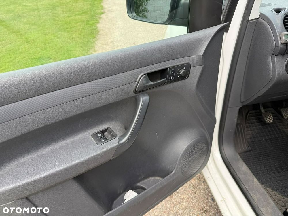 Volkswagen Caddy - 14