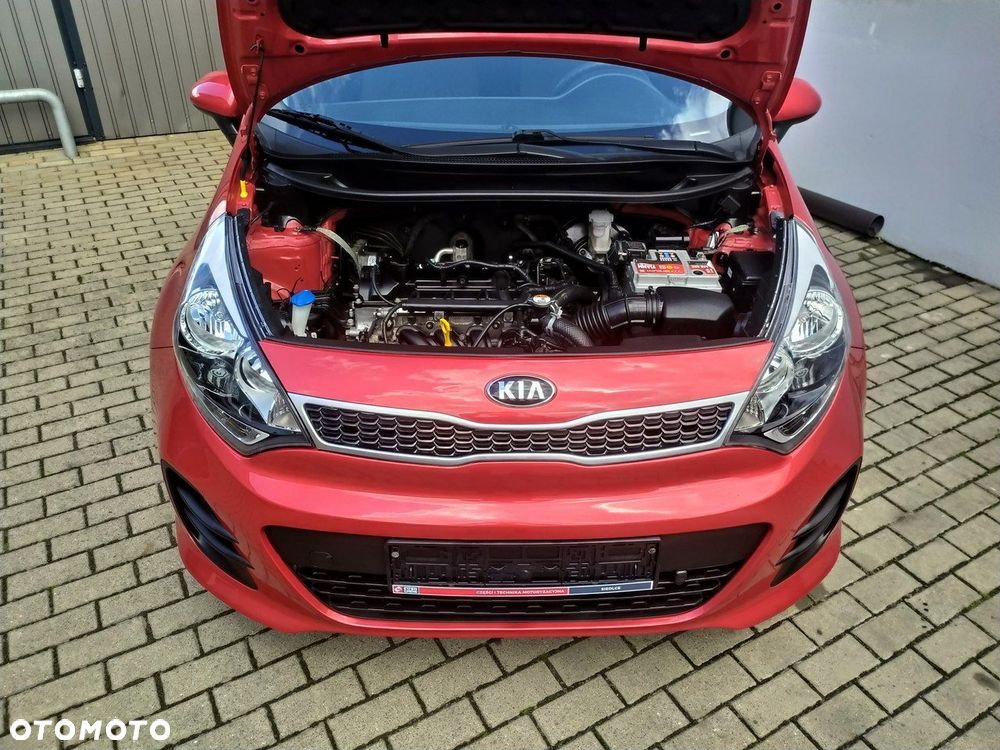 Kia Rio 1.2 Attract - 12
