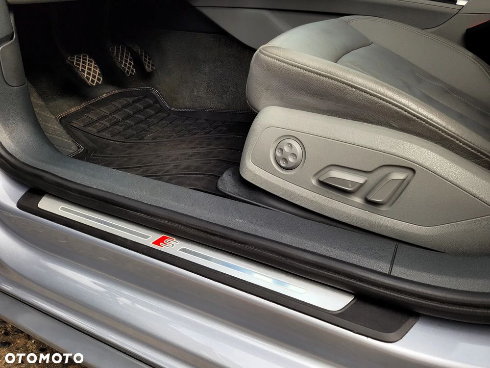 Audi A4 - 14