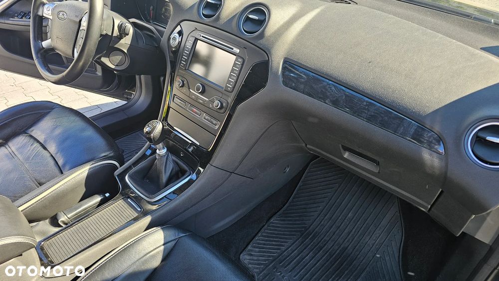 Ford Mondeo 2.0 TDCi Titanium - 14