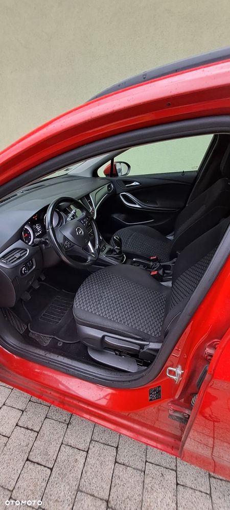 Opel Astra 1.6 CDTI Enjoy - 4