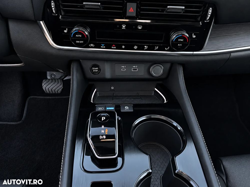 Nissan X-Trail e4ORCE 7 locuri Tekna - 23