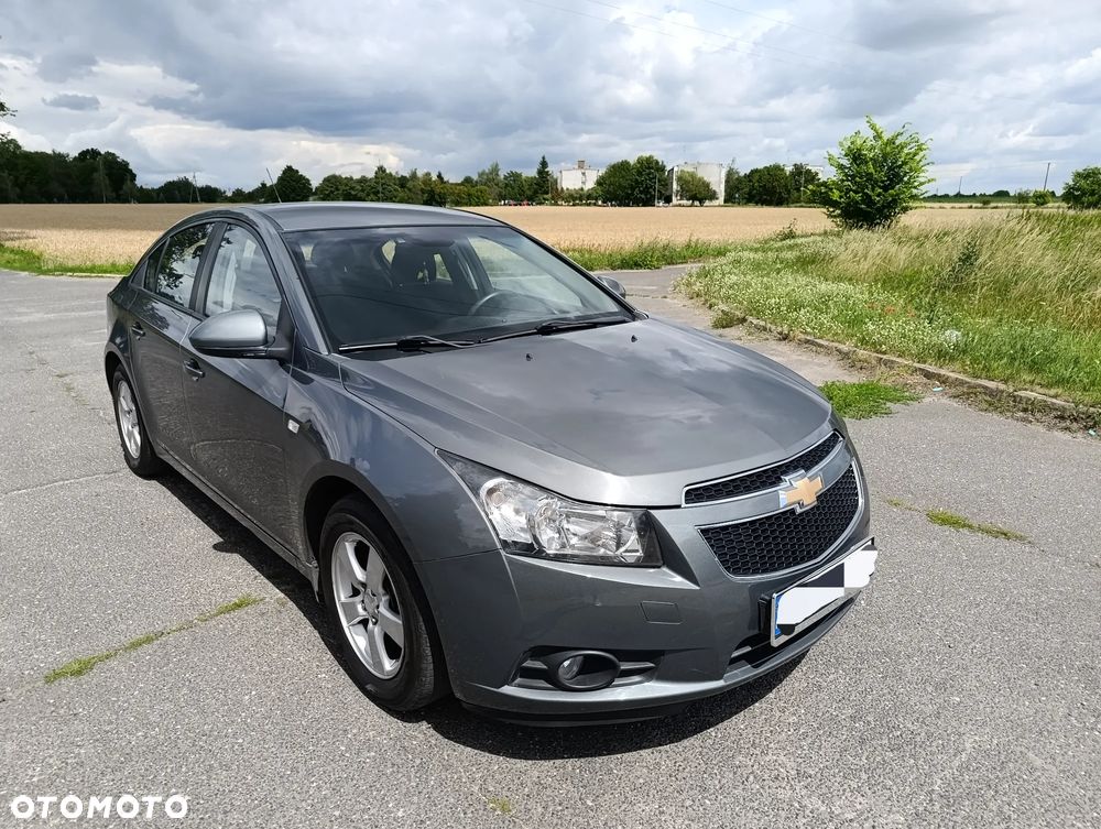 Chevrolet Cruze 1.8 LT - 17