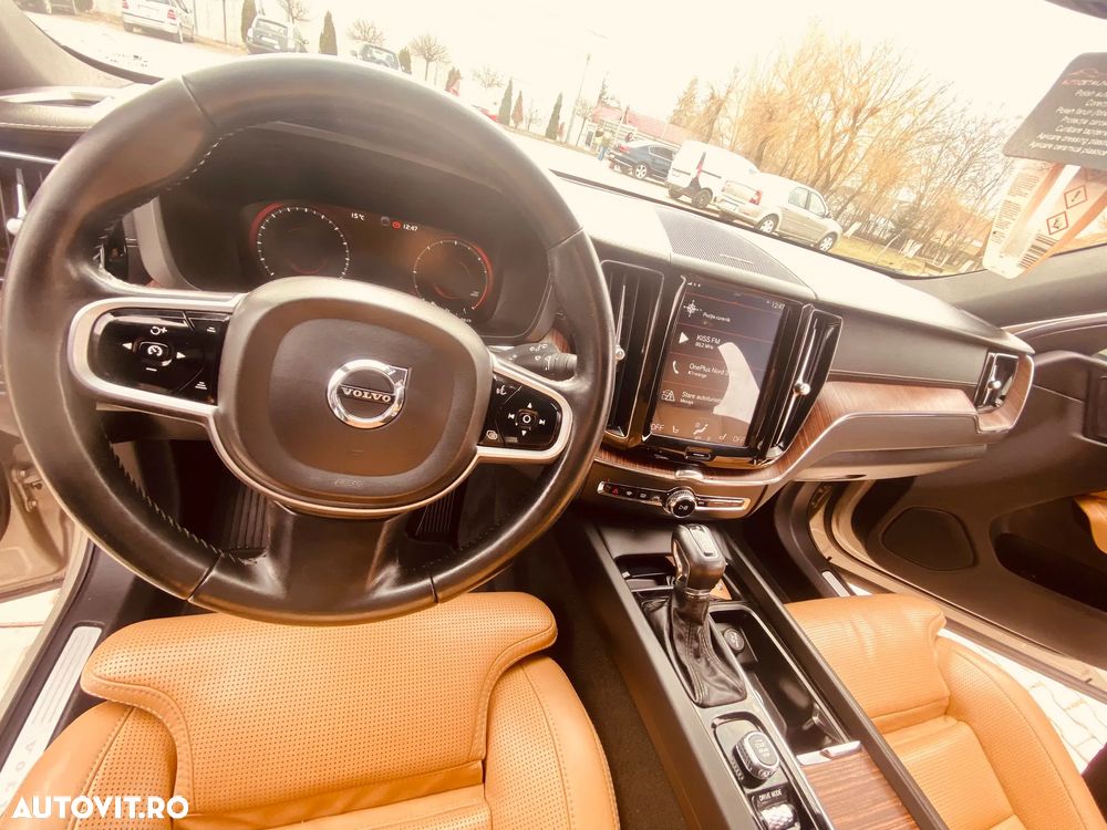 Volvo XC 60 D5 AWD Inscription - 15