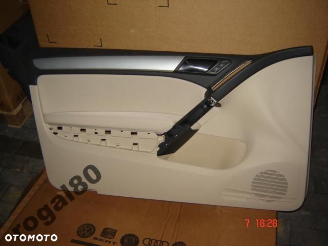 VW GOLF BOCZEK DRZWI IDEAŁ 5K3867011 LEWY - 1