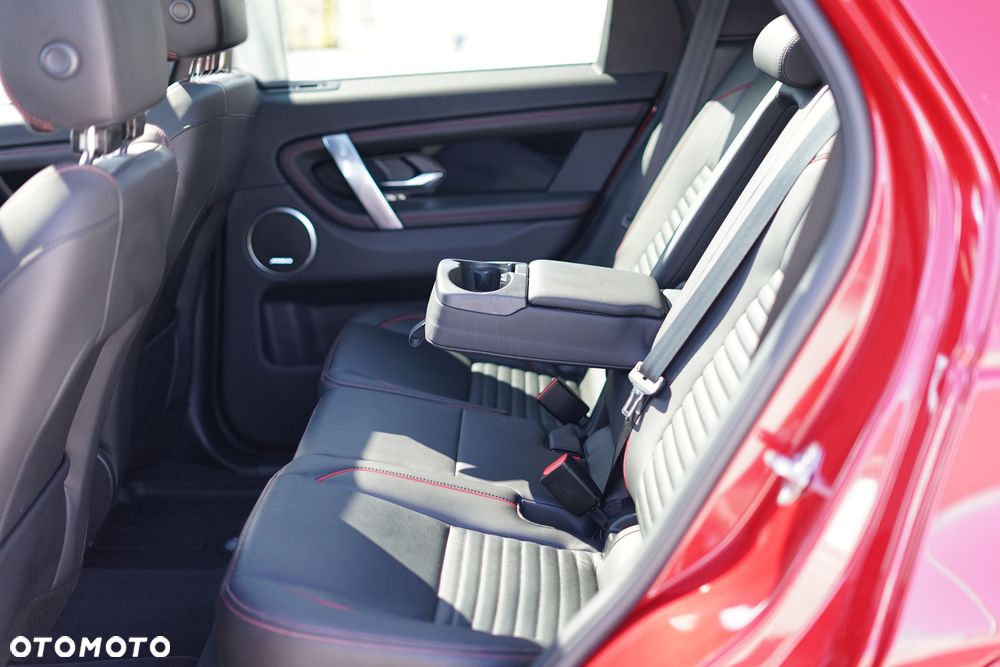 Land Rover Discovery Sport - 10