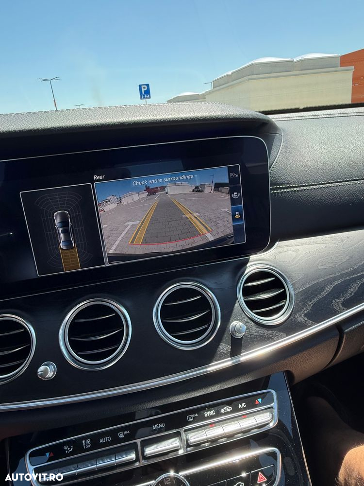 Mercedes-Benz E 220 d Aut. - 13