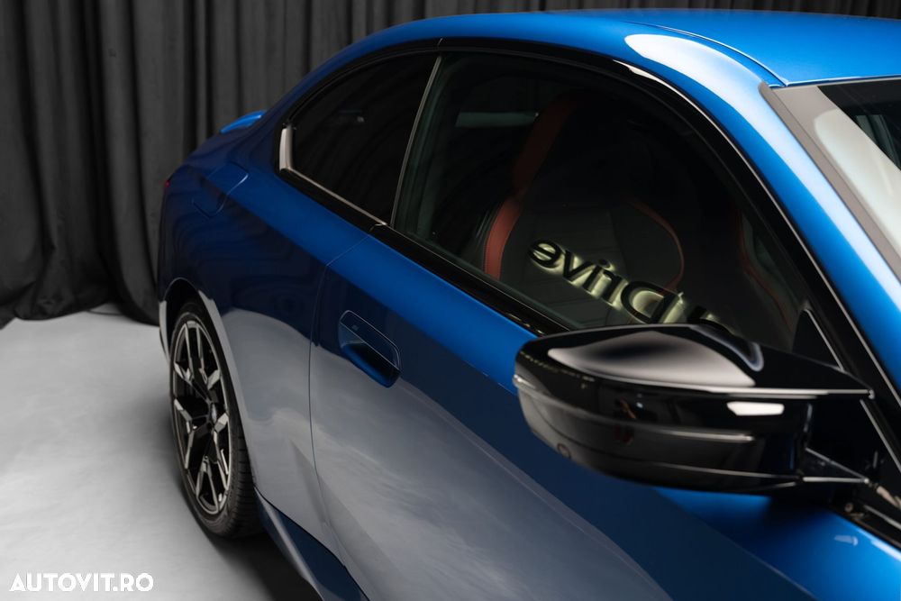 BMW 2 Series 2025 photo 4