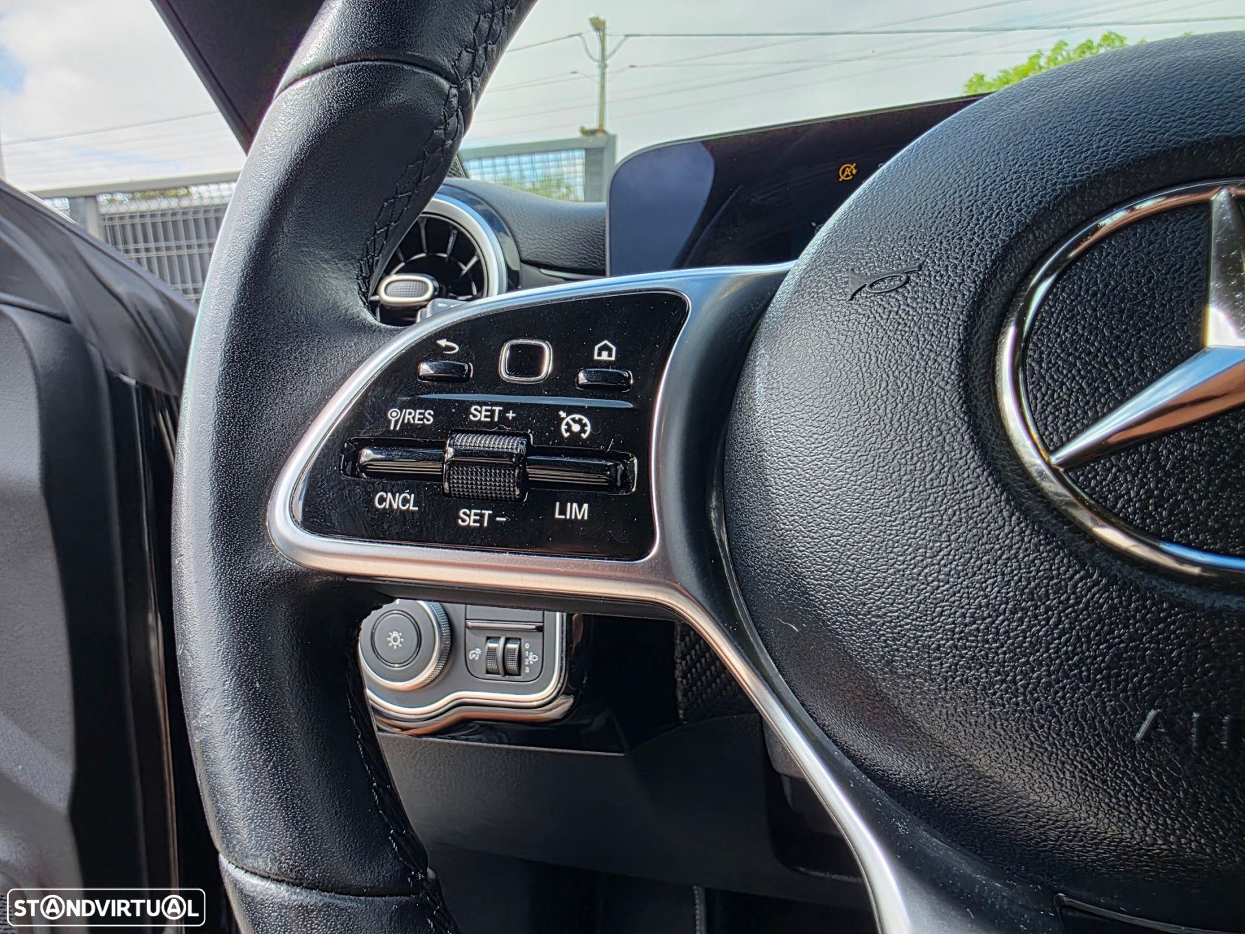Mercedes-Benz CLA 180 - 19
