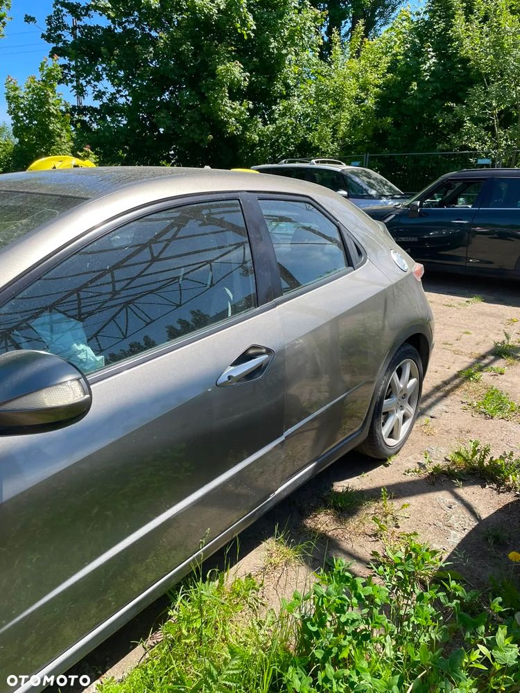 Honda Civic 1.8 Executive - 5