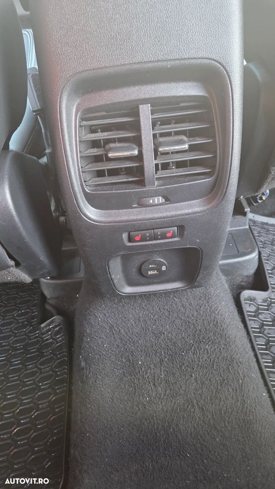 Ford Kuga 2.0 EcoBlue A8 AWD Titanium - 13