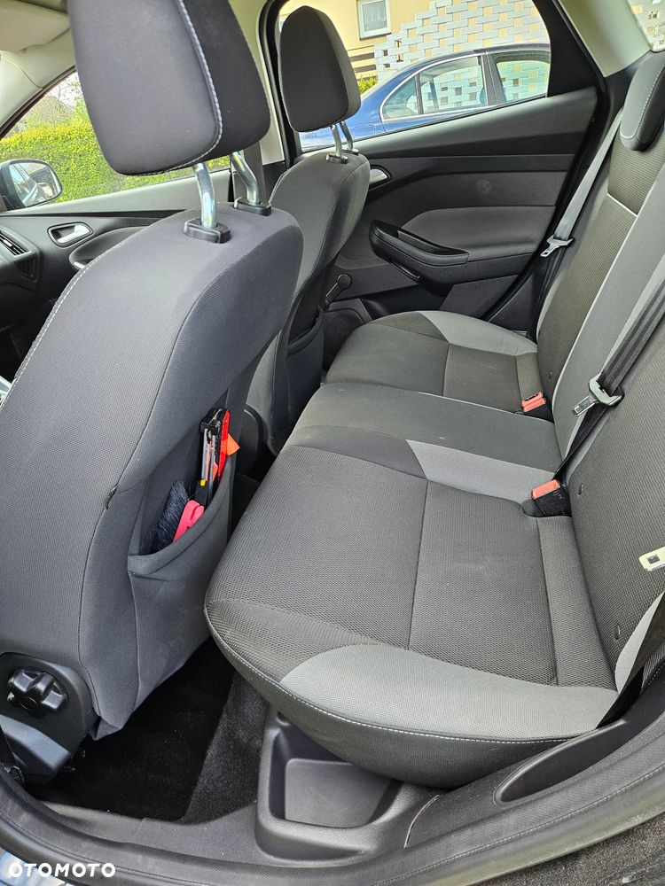 Ford Focus - 11