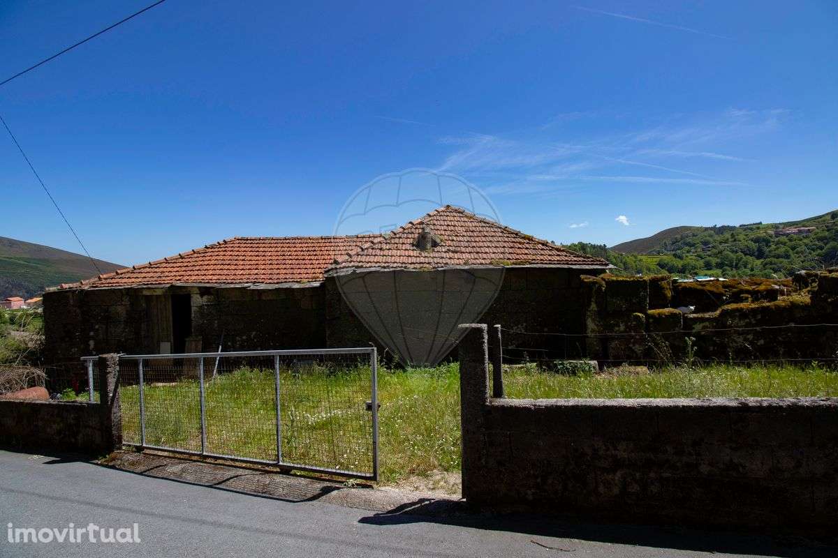 Moradia T3 para venda - Grande imagem: 2/26